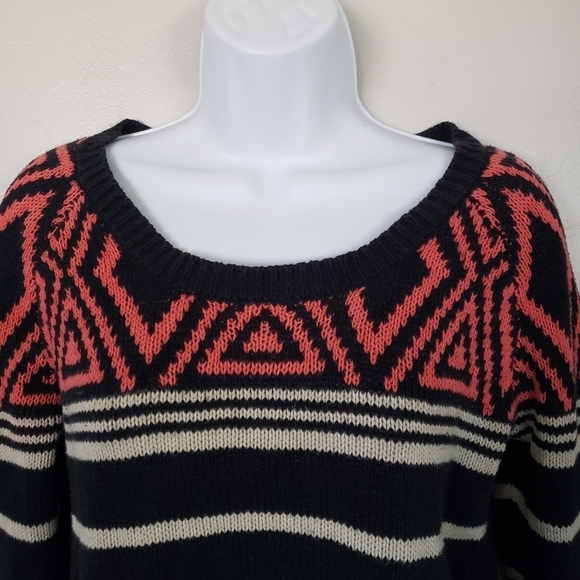 Volcom XS Machu Peaches Sweater Black Coral Ivory Triangle Stripes Pullover Top - Picture 6 of 9